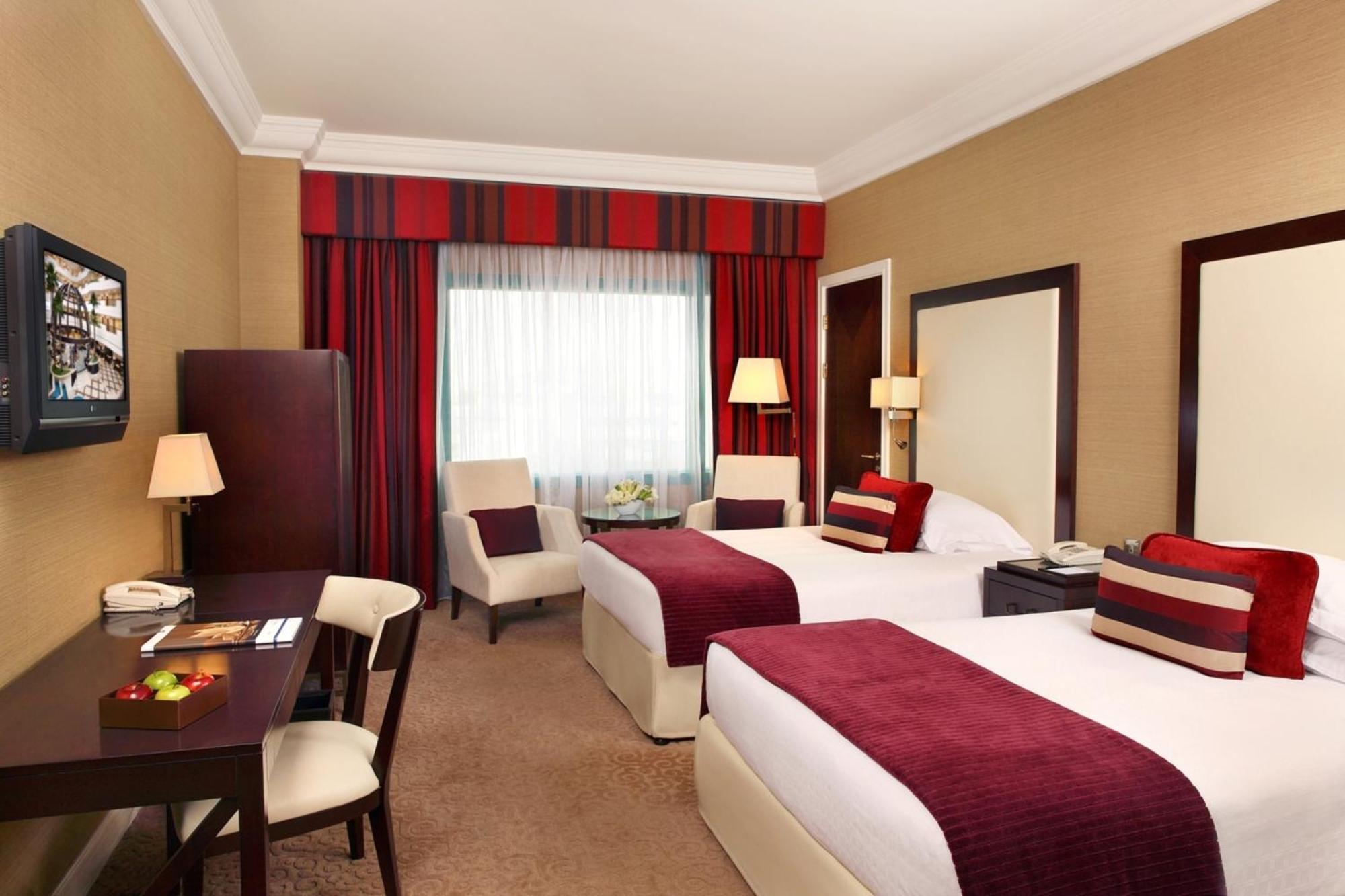 Moevenpick Grand Al Bustan Hotel Dubai Exterior photo A room at the InterContinental London Park Lane